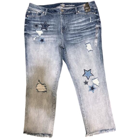 New York and Co Raw Hem Soho Distressed Star Cropped Boyfriend Jeans / Size 16 - Picture 1 of 4